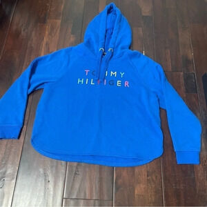 Tommy Hilfiger Blue Hoodie Women’s Medium Cropped Oversize Spell out Multicolor